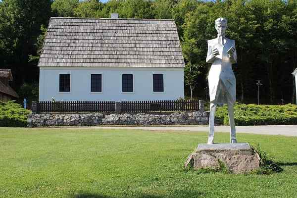Das Gedenkzentrum von Nikola Tesla, Kroatien